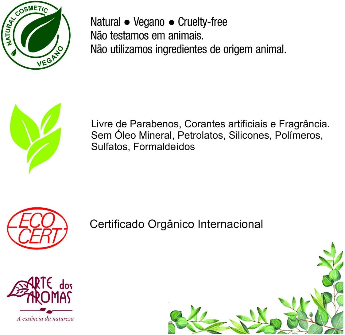 Imagem frontal de uma pessoa com fundo branco.