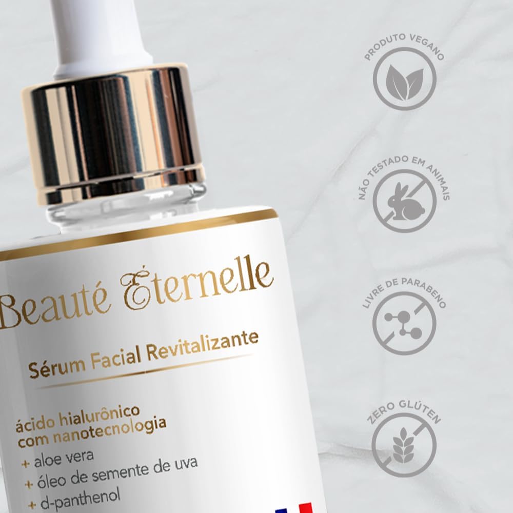 Close-up de um produto de beleza com fundo claro e textura suave semelhante a mármore branco. Close-up de um produto de beleza com fundo claro e textura suave semelhante a mármore branco.
