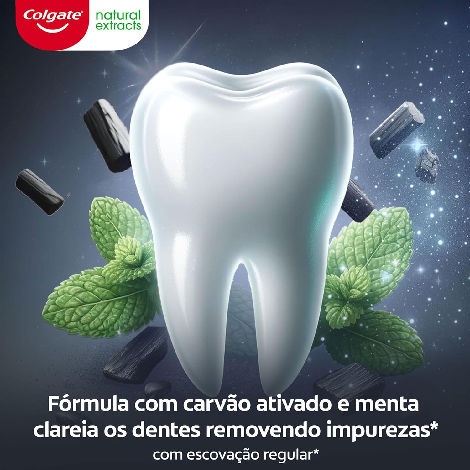 Imagem frontal da embalagem de creme dental Colgate com fundo escuro, pontos de luz e partículas brilhantes, transmitindo sensação de limpeza e frescor. Imagem frontal da embalagem de creme dental Colgate com fundo escuro, pontos de luz e partículas brilhantes, transmitindo sensação de limpeza e frescor.