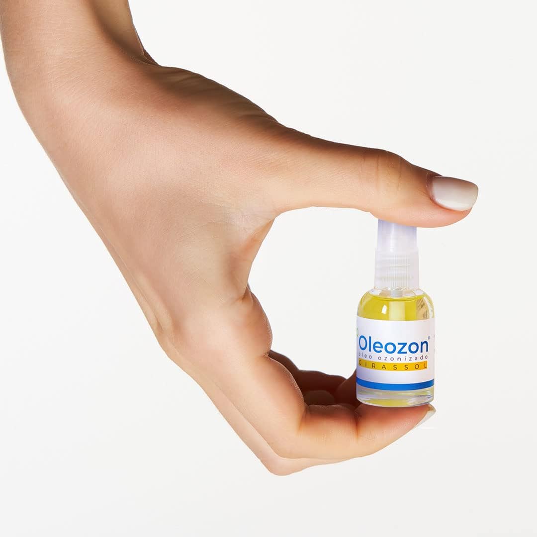 Imagem close-up de produto sobre fundo branco liso. Imagem close-up de produto sobre fundo branco liso.