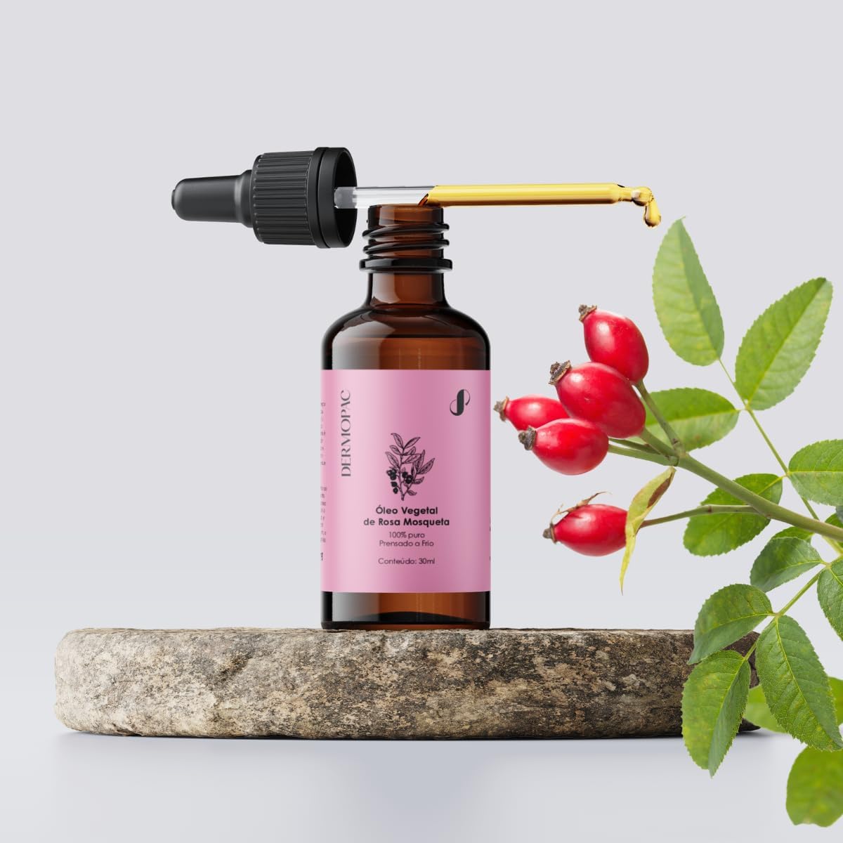 Imagem frontal do produto com fundo liso em tom cinza claro.