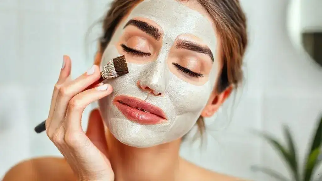 Como aplicar máscaras faciais para maximizar resultados