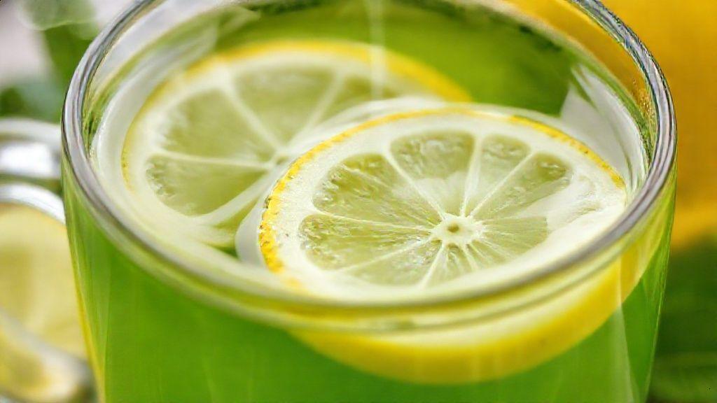 Como o chá verde com limão pode ajudar no emagrecimento