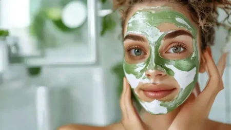 Argila Verde e Iogurte: Como Usar Semanalmente para Pele Oleosa
